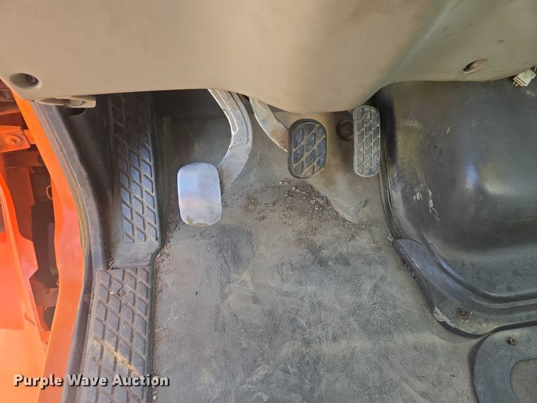 image for item EV5503 2006 Sterling LT9500 semi truck