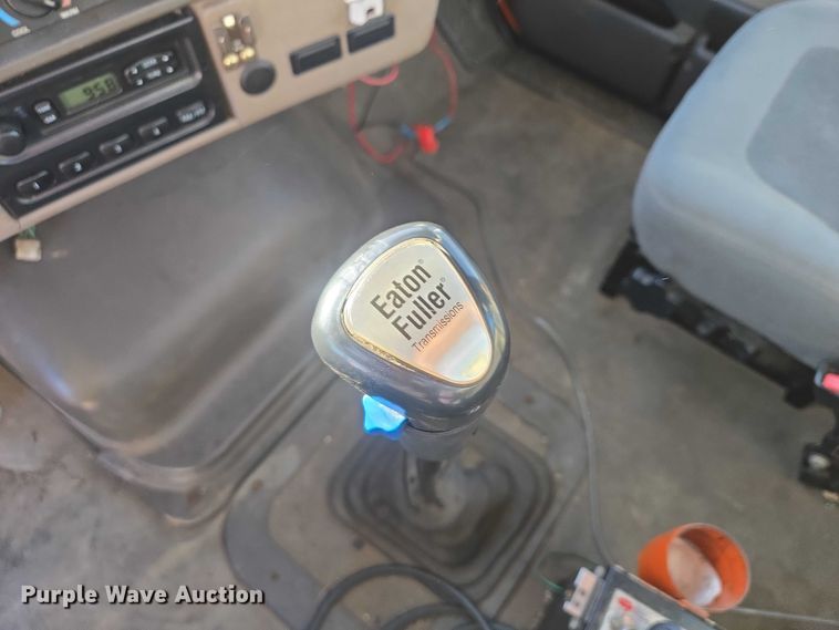 image for item EV5503 2006 Sterling LT9500 semi truck