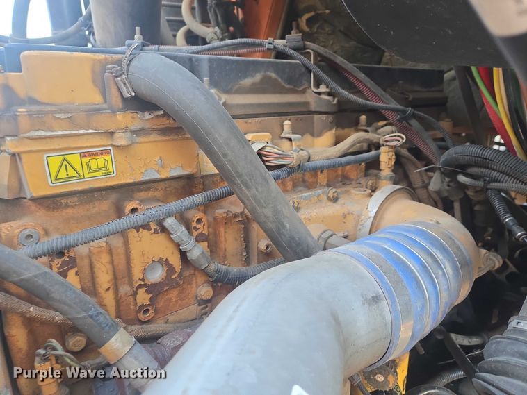 image for item EV5503 2006 Sterling LT9500 semi truck