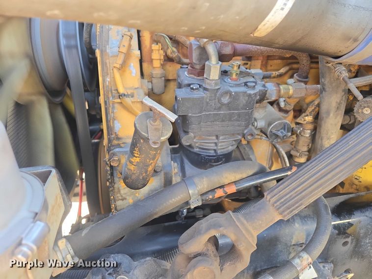 image for item EV5503 2006 Sterling LT9500 semi truck