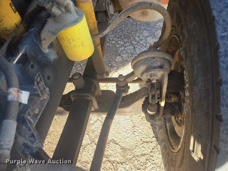 image for item EV5503 2006 Sterling LT9500 semi truck