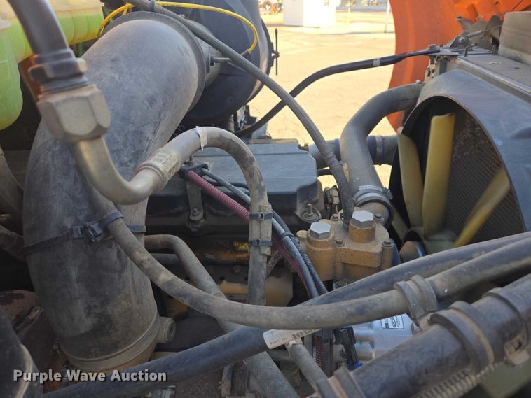 image for item EV5503 2006 Sterling LT9500 semi truck