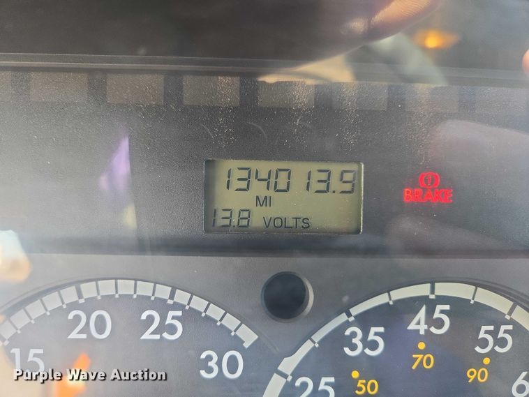 image for item EV5503 2006 Sterling LT9500 semi truck