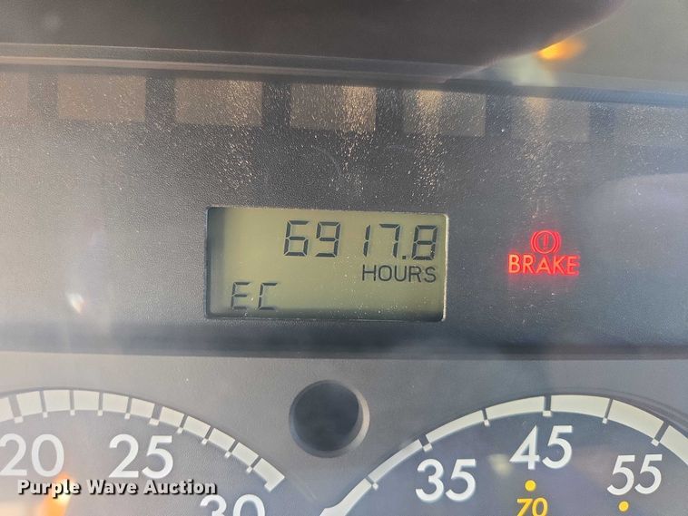 image for item EV5503 2006 Sterling LT9500 semi truck