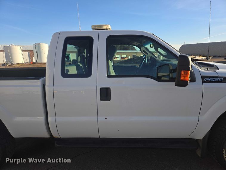 image for item EV5505 2011 Ford F250 Super Duty Ext. Cab pickup truck