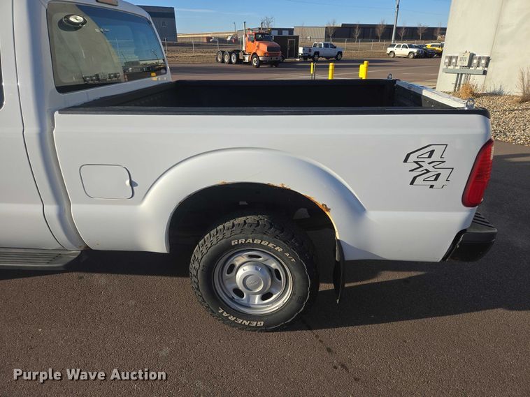 image for item EV5505 2011 Ford F250 Super Duty Ext. Cab pickup truck