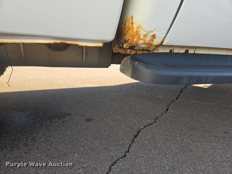 image for item EV5505 2011 Ford F250 Super Duty Ext. Cab pickup truck