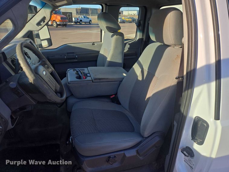 image for item EV5505 2011 Ford F250 Super Duty Ext. Cab pickup truck