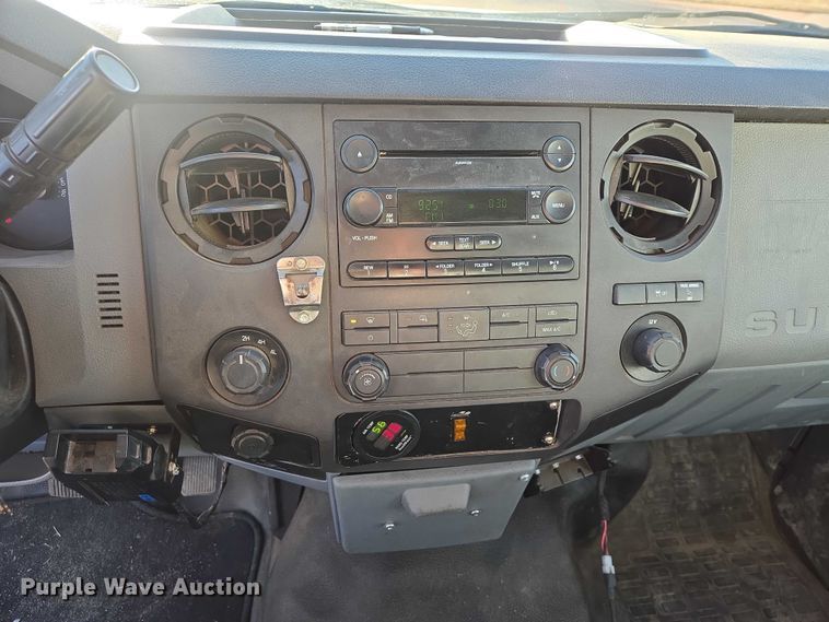 image for item EV5505 2011 Ford F250 Super Duty Ext. Cab pickup truck