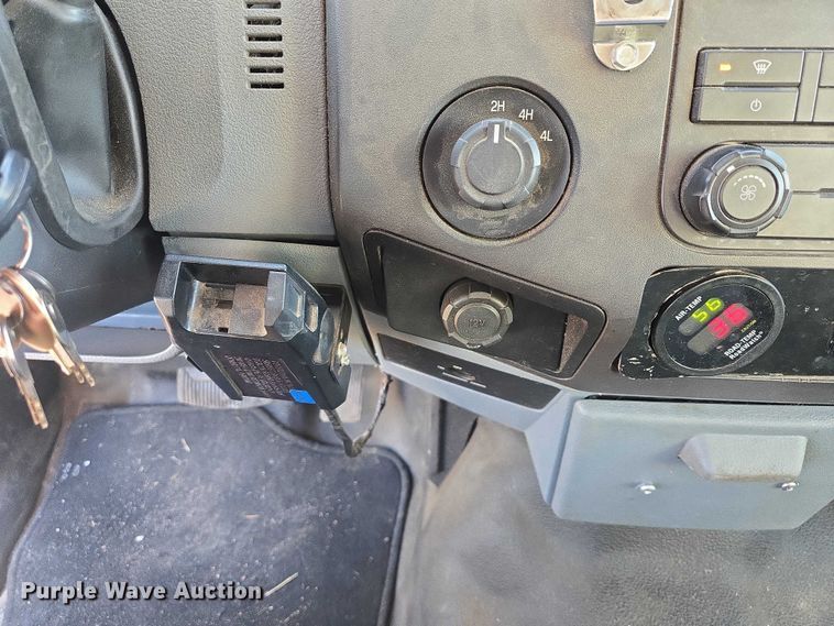 image for item EV5505 2011 Ford F250 Super Duty Ext. Cab pickup truck