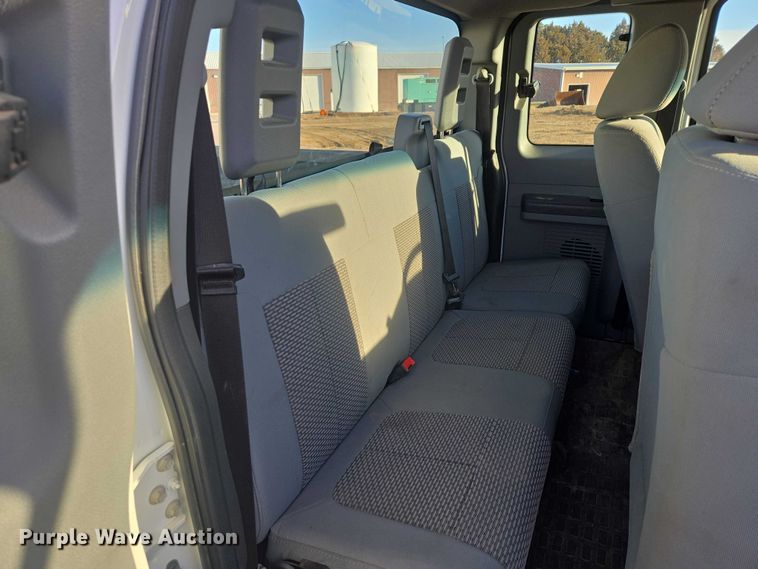 image for item EV5505 2011 Ford F250 Super Duty Ext. Cab pickup truck