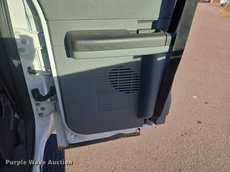 image for item EV5505 2011 Ford F250 Super Duty Ext. Cab pickup truck