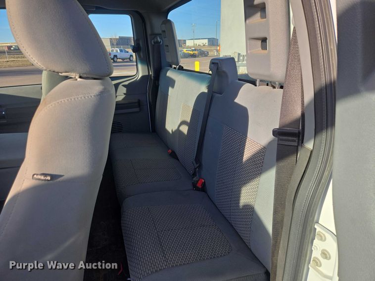 image for item EV5505 2011 Ford F250 Super Duty Ext. Cab pickup truck