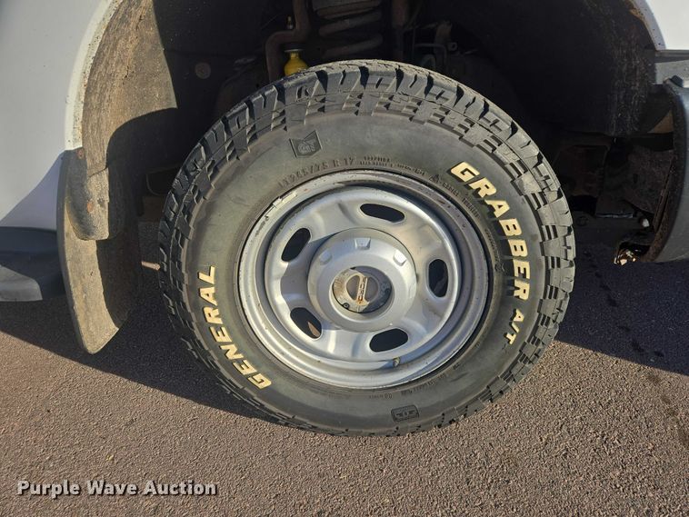 image for item EV5505 2011 Ford F250 Super Duty Ext. Cab pickup truck