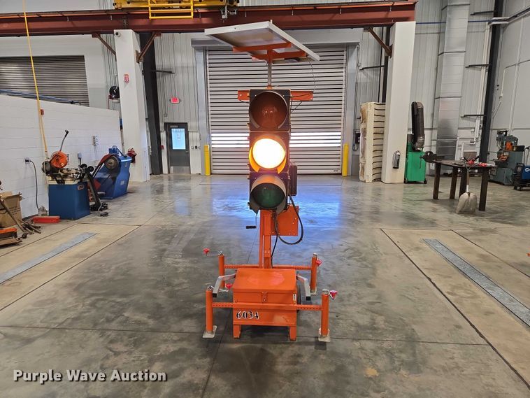 image for item EV5507 Horizon Signal Tech (4) Horizon Signal Tech traffic lights