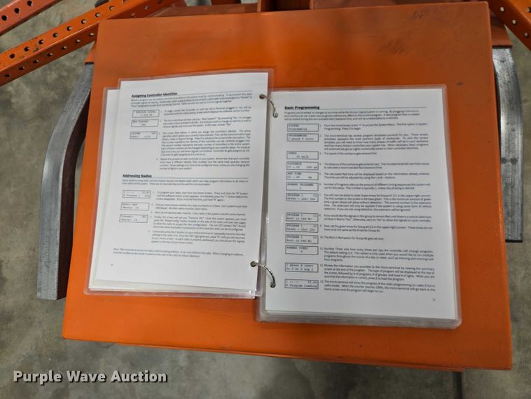 image for item EV5507 Horizon Signal Tech (4) Horizon Signal Tech traffic lights