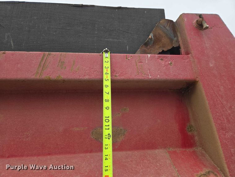 image for item EV5515 1991 Ford LT8000 dump truck