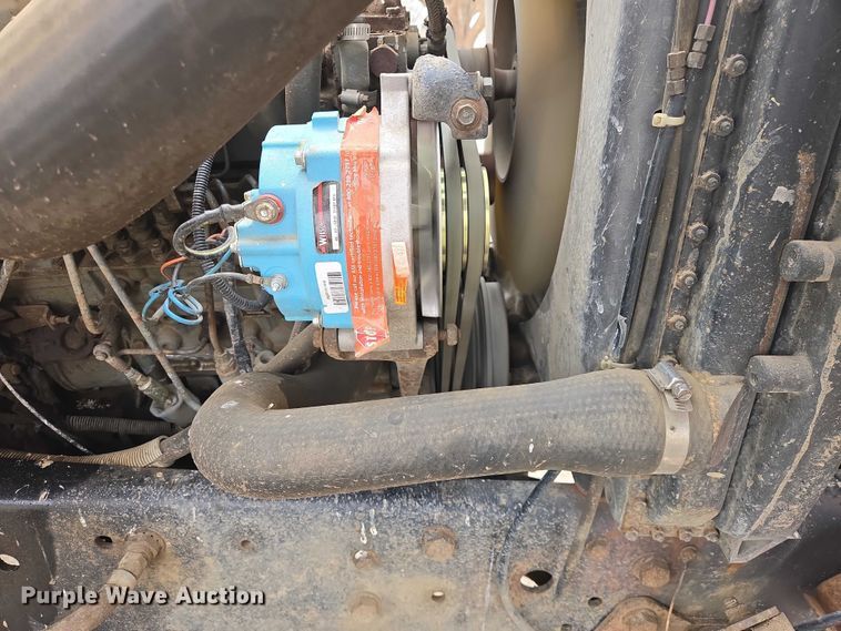 image for item EV5515 1991 Ford LT8000 dump truck