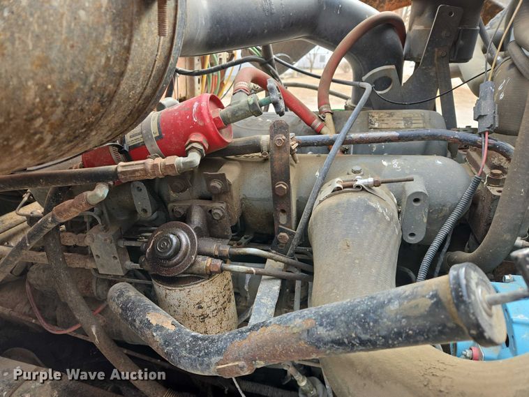 image for item EV5515 1991 Ford LT8000 dump truck