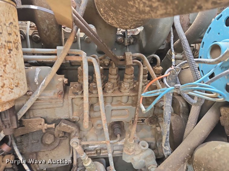 image for item EV5515 1991 Ford LT8000 dump truck