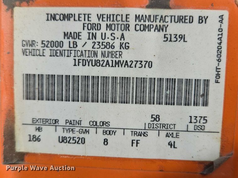 image for item EV5515 1991 Ford LT8000 dump truck