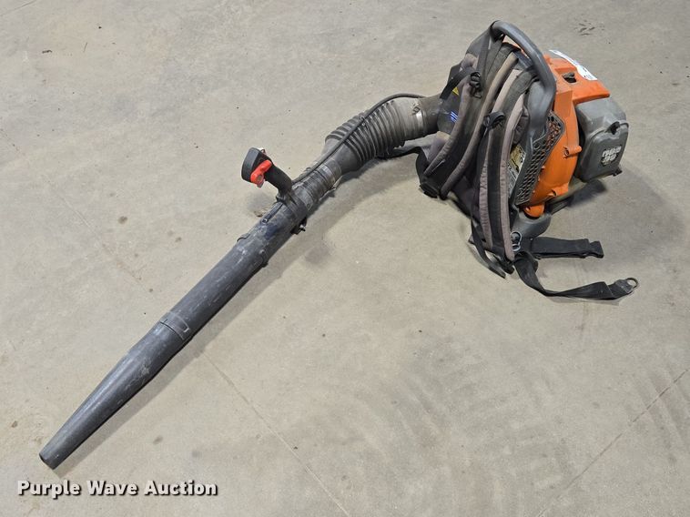 image for item EV5517 2014 Husqvarna 150BT leaf blower