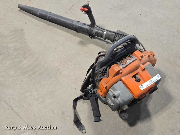 image for item EV5517 2014 Husqvarna 150BT leaf blower
