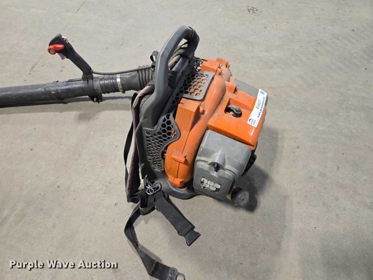 image for item EV5517 2014 Husqvarna 150BT leaf blower