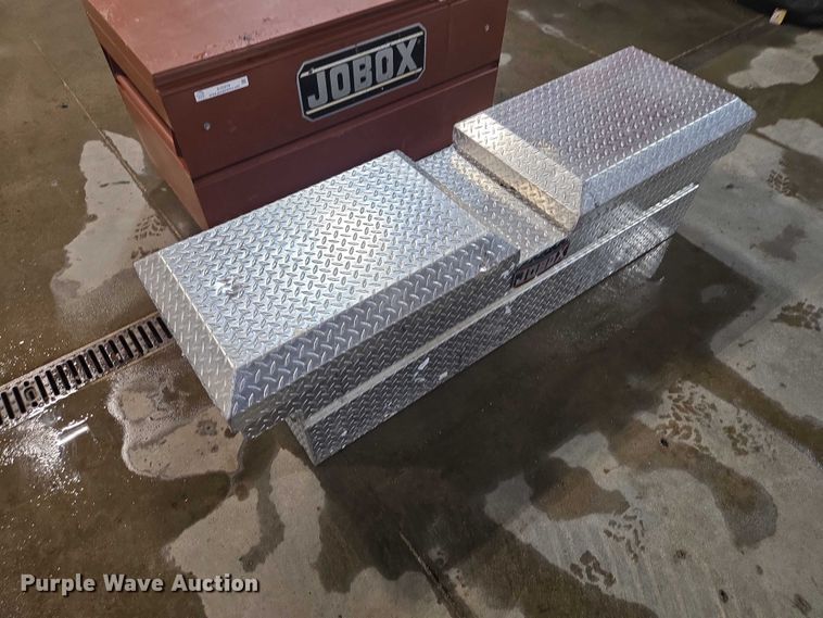 image for item EV5519 (2) toolboxes