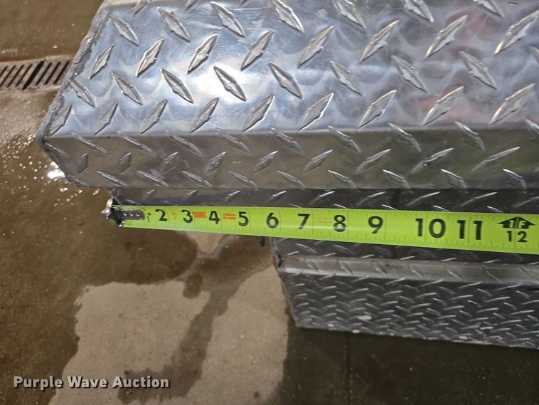 image for item EV5519 (2) toolboxes