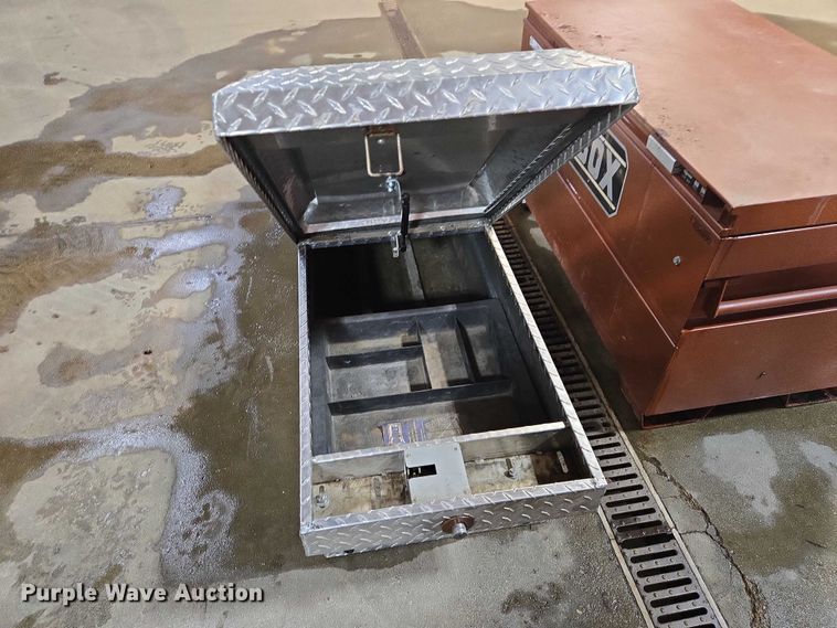 image for item EV5519 (2) toolboxes