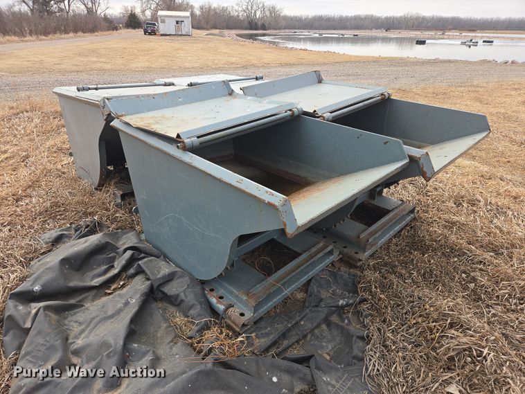 image for item EV5525 (4) dump hoppers