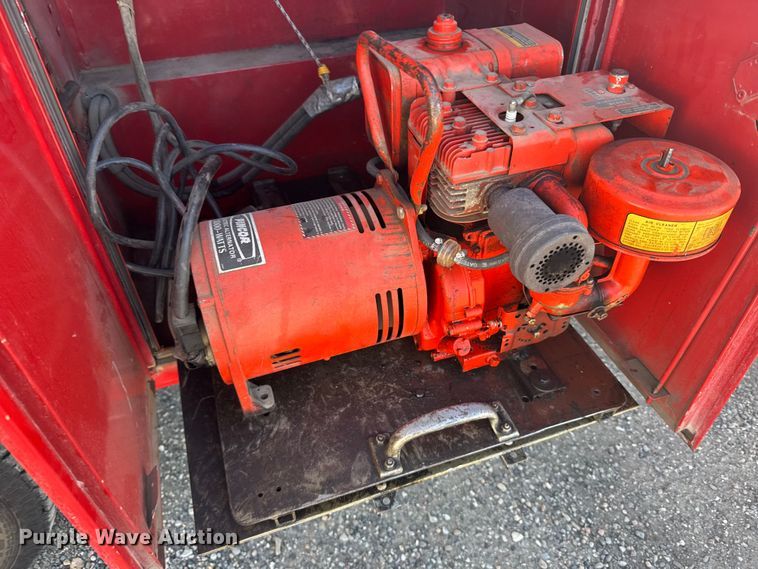 image for item FB0903 1987 Ford F350 brush fire truck