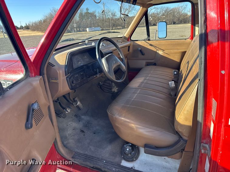 image for item FB0903 1987 Ford F350 brush fire truck