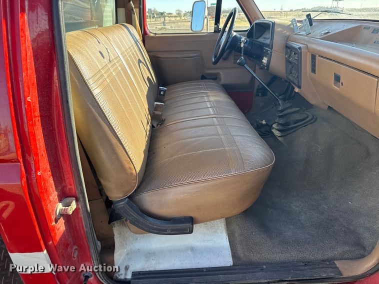 image for item FB0903 1987 Ford F350 brush fire truck