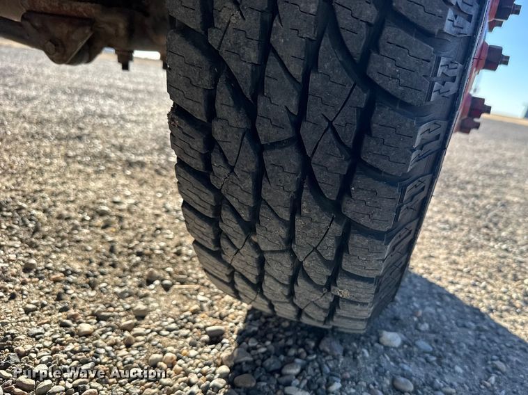 image for item FB0903 1987 Ford F350 brush fire truck