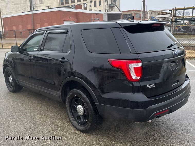 image for item FB0920 2016 Ford Explorer Police SUV