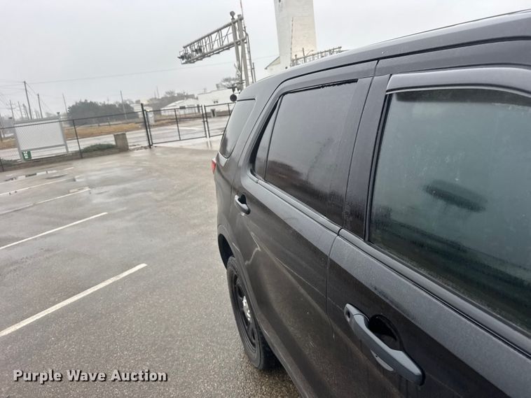 image for item FB0920 2016 Ford Explorer Police SUV