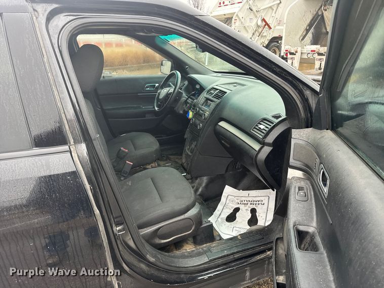 image for item FB0920 2016 Ford Explorer Police SUV