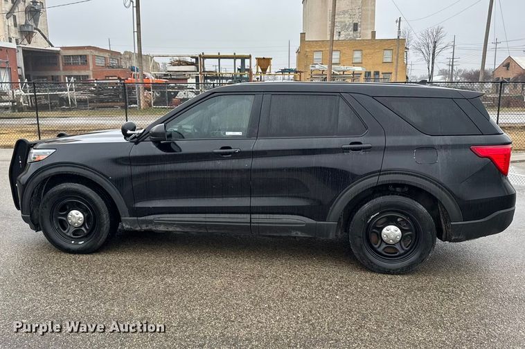 image for item FB0921 2021 Ford Explorer Police SUV