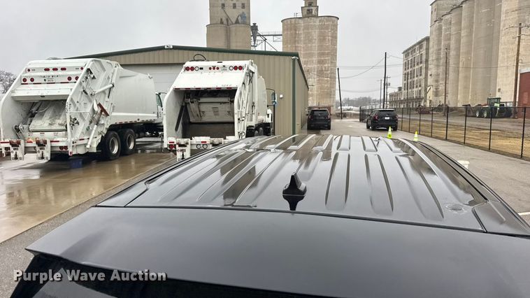 image for item FB0921 2021 Ford Explorer Police SUV