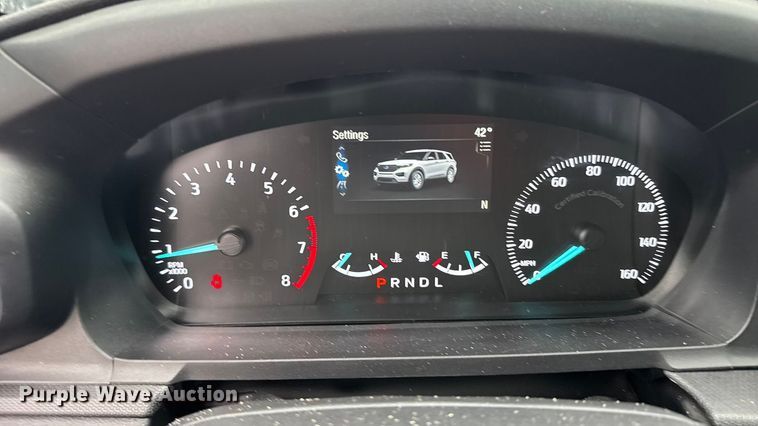 image for item FB0921 2021 Ford Explorer Police SUV