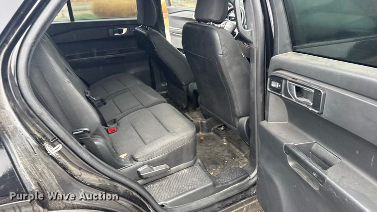 image for item FB0921 2021 Ford Explorer Police SUV