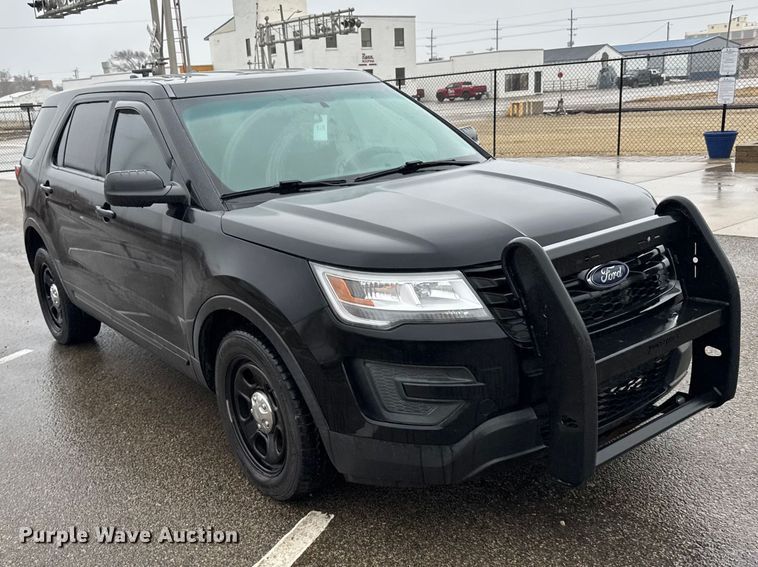 image for item FB0922 2017 Ford Explorer Police SUV