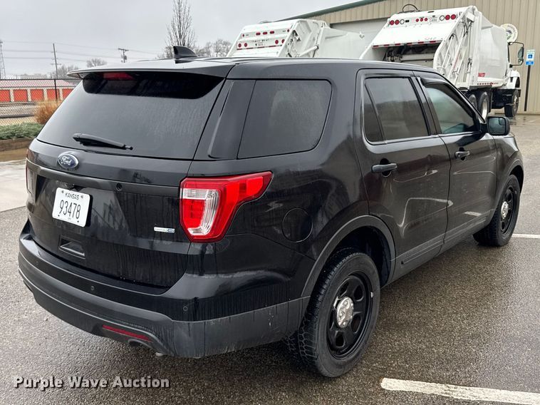 image for item FB0922 2017 Ford Explorer Police SUV