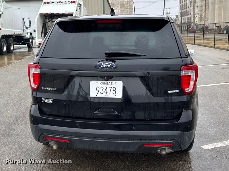 image for item FB0922 2017 Ford Explorer Police SUV