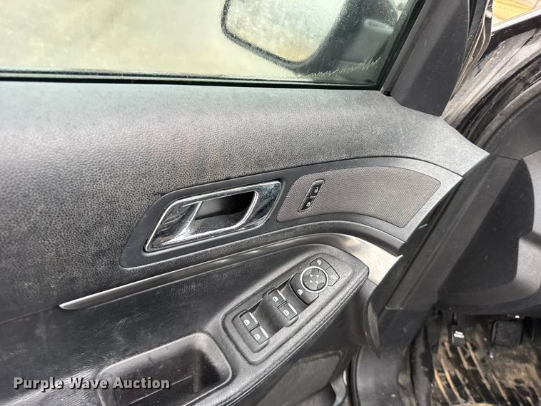 image for item FB0922 2017 Ford Explorer Police SUV