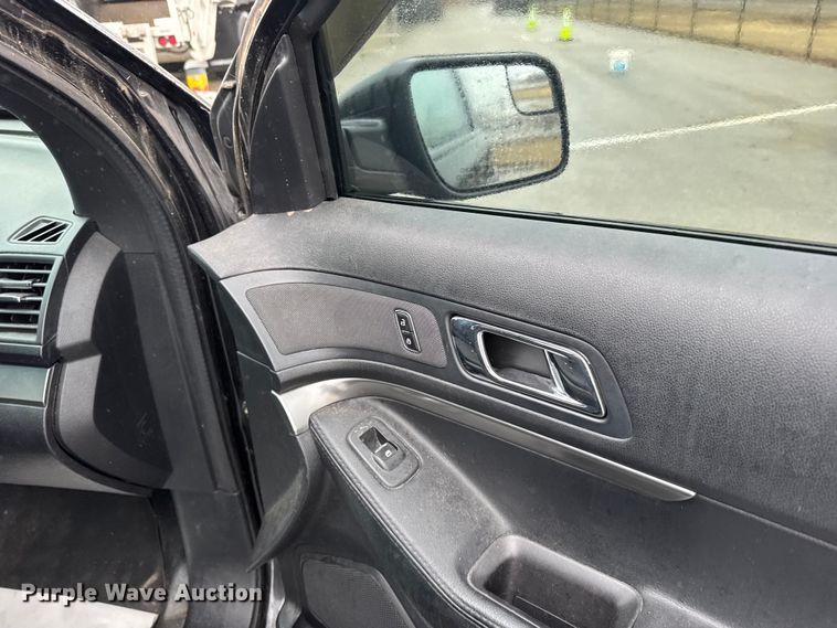 image for item FB0922 2017 Ford Explorer Police SUV