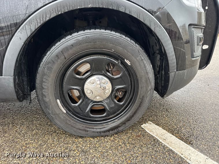 image for item FB0922 2017 Ford Explorer Police SUV