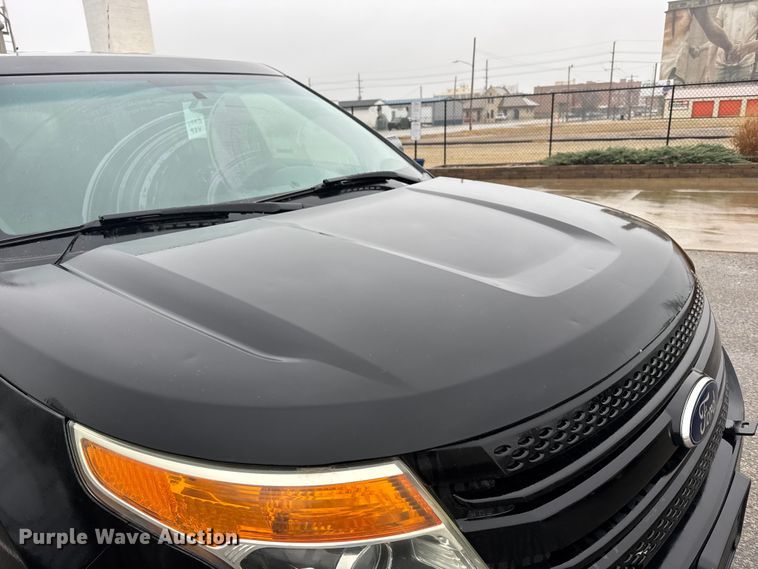 image for item FB0923 2015 Ford Explorer Police SUV